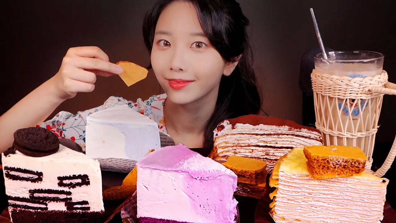 ASMR 폭신폭신한 소리 케이크 먹방(크레이프,치즈,무스케이크) CRAPE CAKE MUKBANG