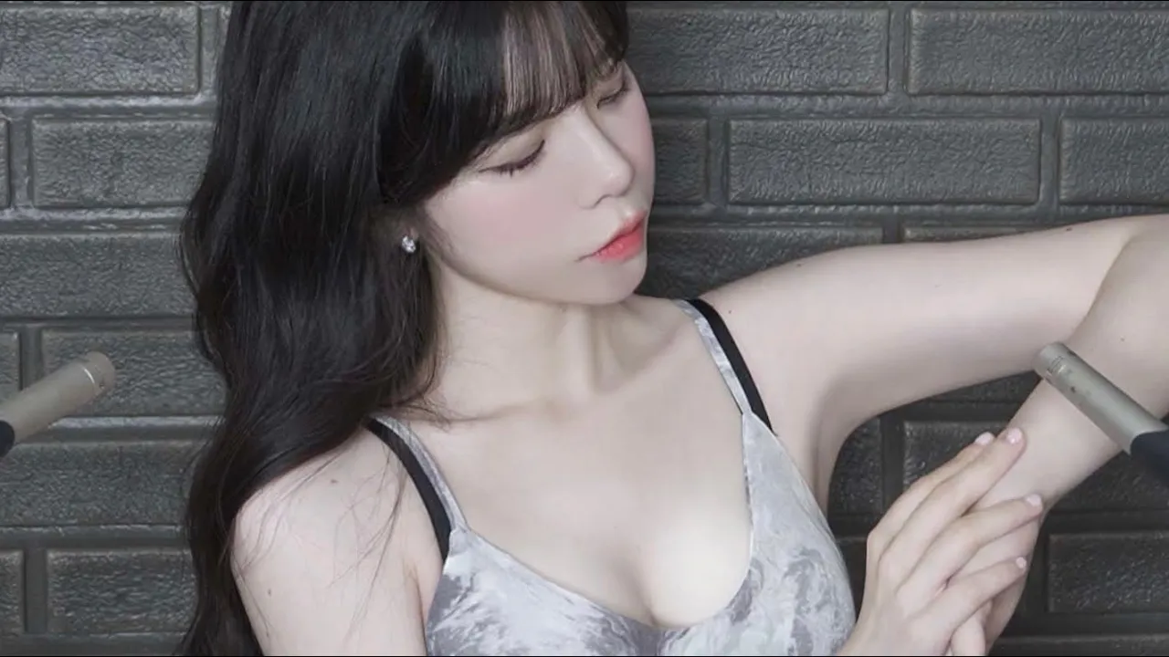 ASMR 부드럽고 차가운 몸의 소리 dry & soft & cool body sounds NO TALKING