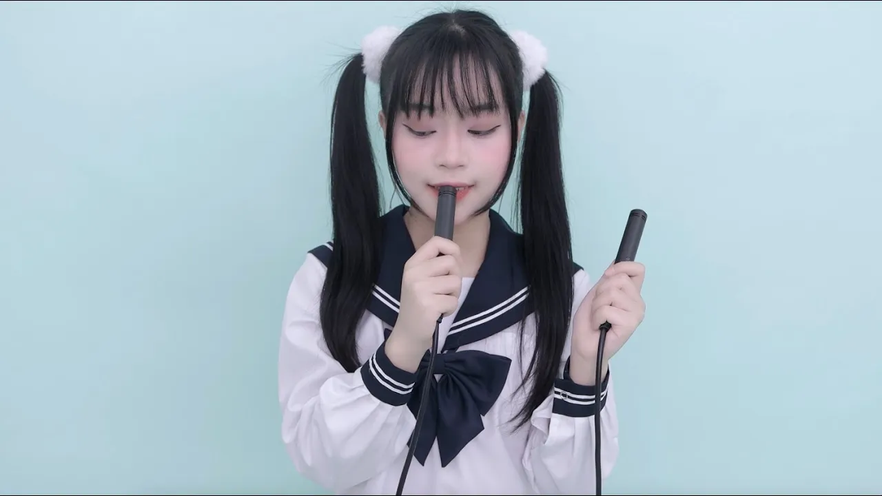 🥰晓美 Xiao Mei ASMR  舔耳口腔音喘息 Ear Licking  Licking And Eating Ear Licking